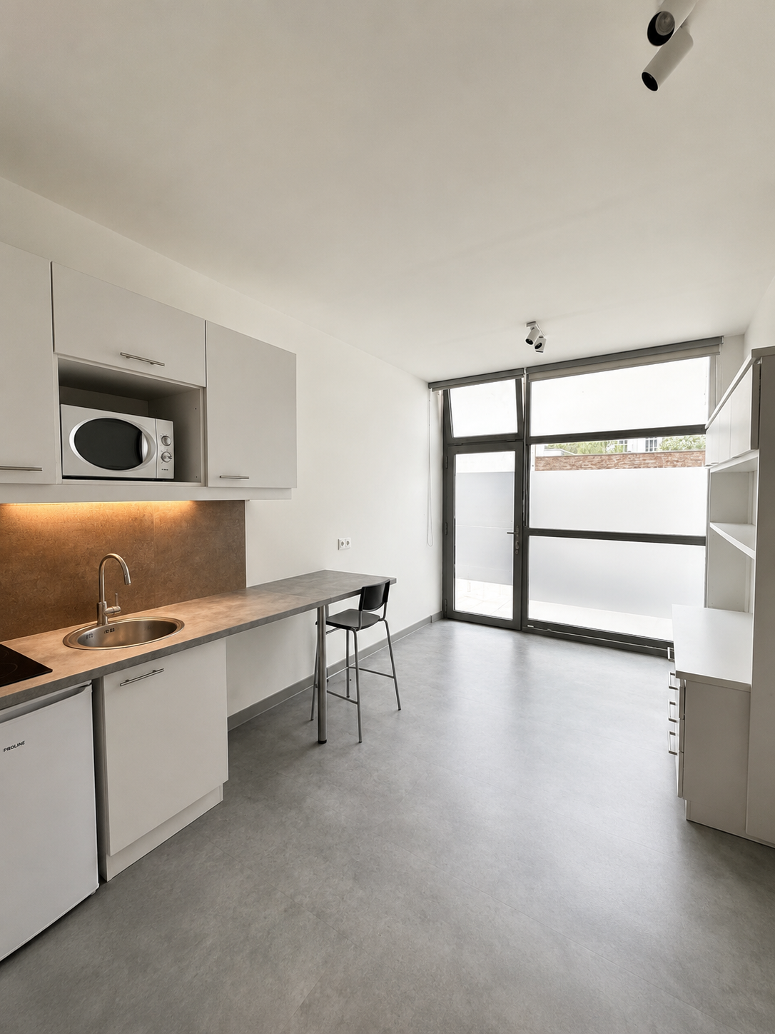 BE-LIEGE-AVROY-ROOMS-STUDIO1