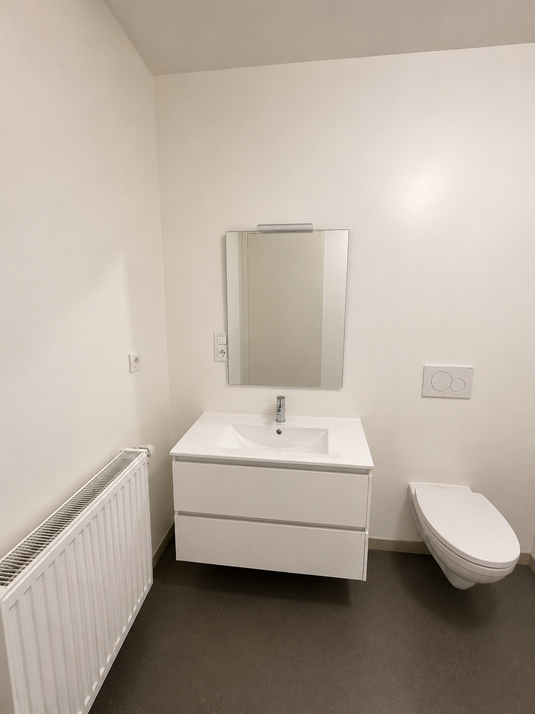 BE-LIEGE-AVROY-ROOMS-STUDIO4